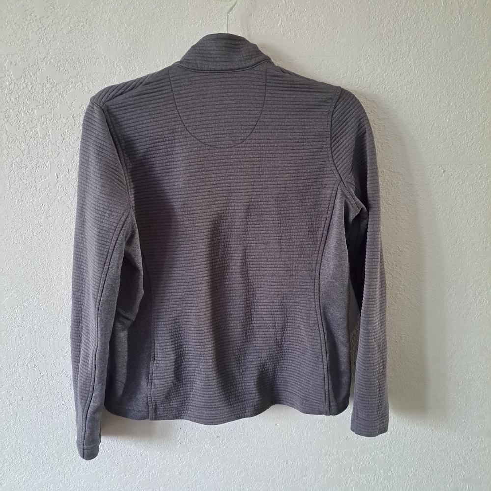 Pebble Beach Gray Quilted Sweatshirt - Picture 5 of 6